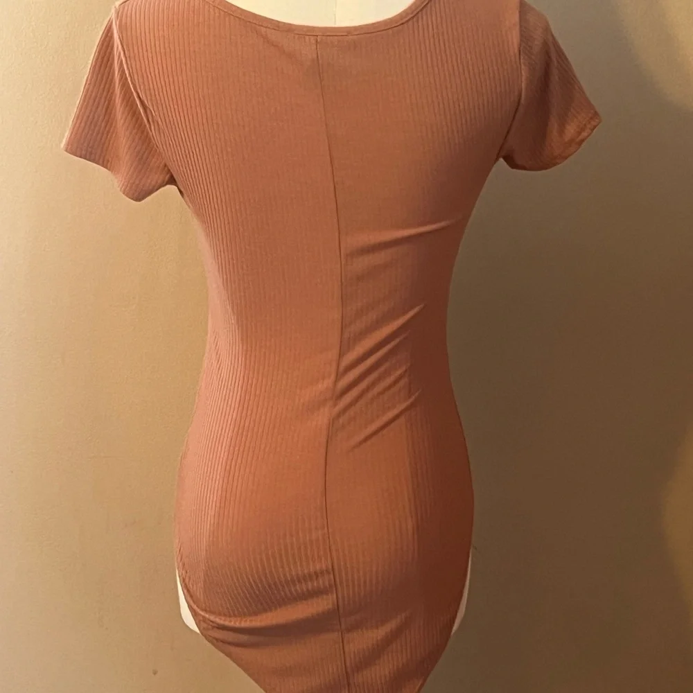 Like New Forever 21 V-Neck Ribbed Bodysuit